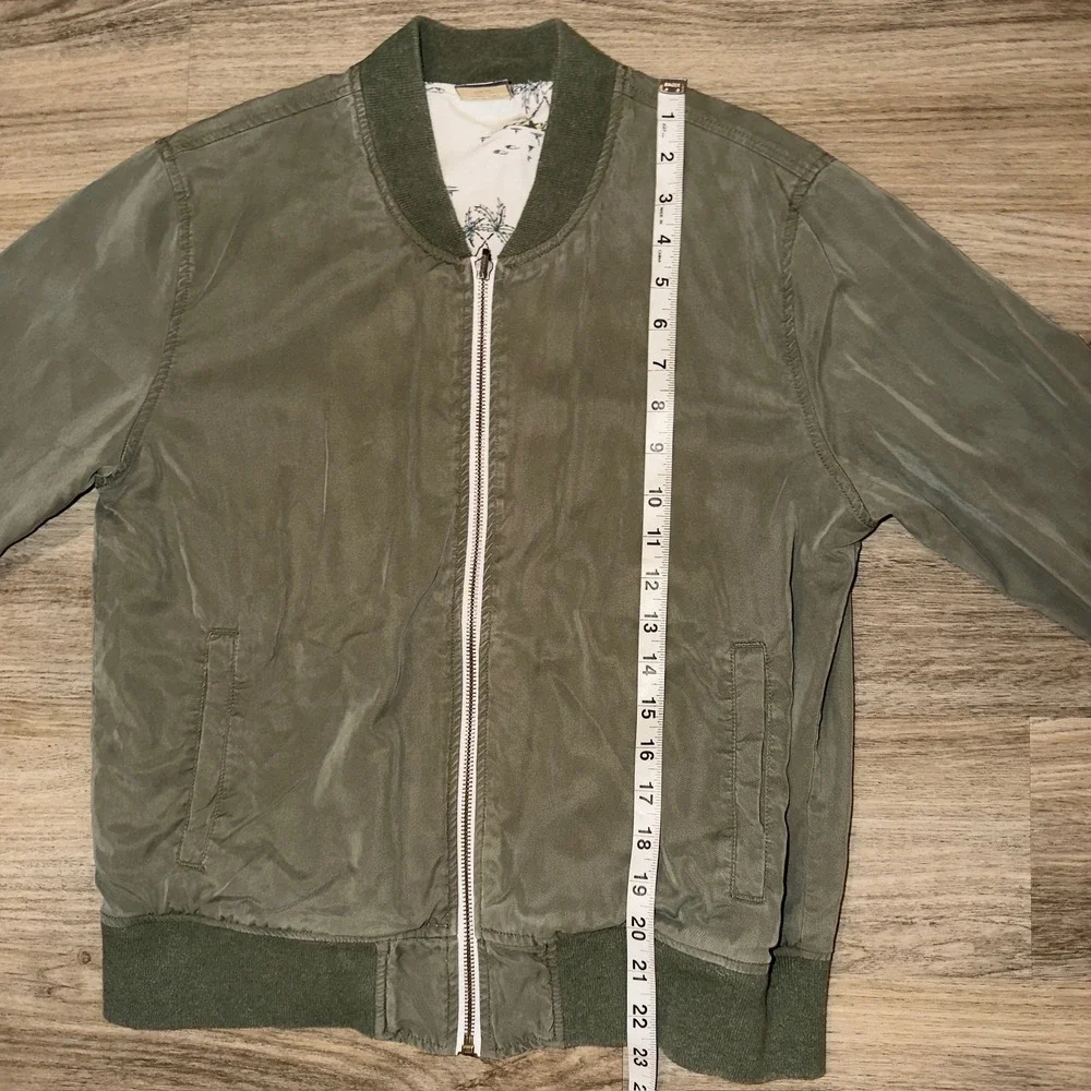 Faherty Reversible Bomber Jacket Olive Palm Print Women's s Medium‎
